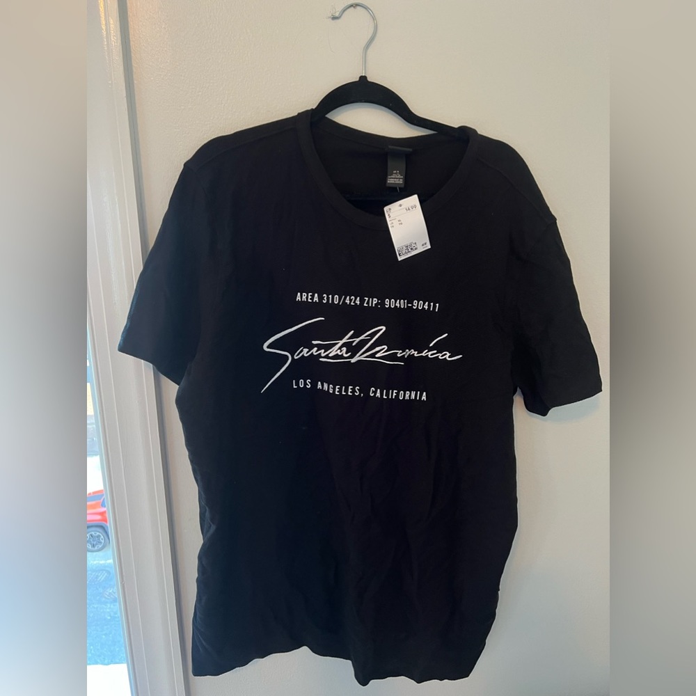 H&M Black T-Shirt - Size XL